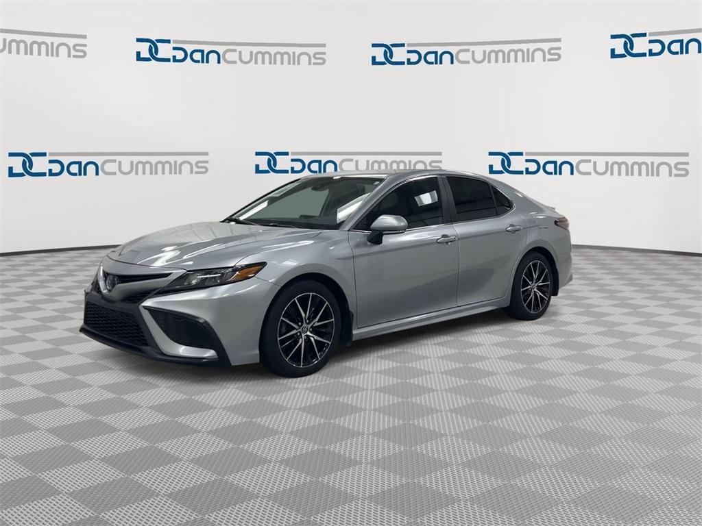 used 2022 Toyota Camry Hybrid car, priced at $25,587