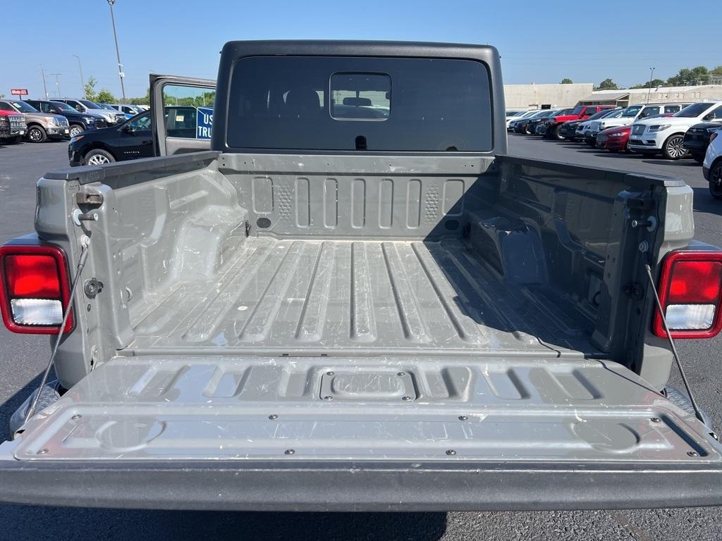 used 2023 Jeep Gladiator car, priced at $26,587