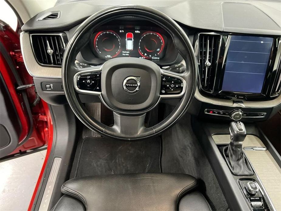 used 2018 Volvo XC60 car, priced at $20,987