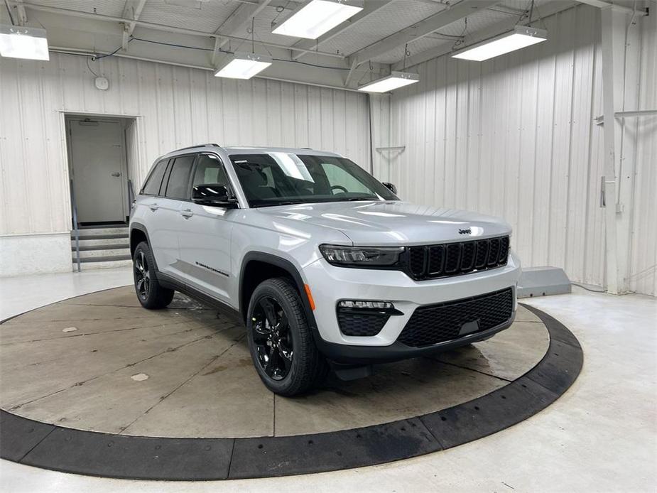 new 2024 Jeep Grand Cherokee car, priced at $44,987