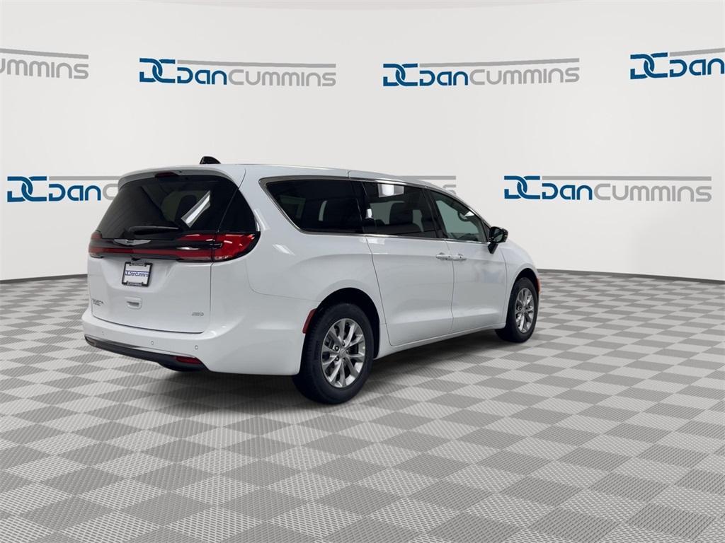 new 2026 Chrysler Pacifica car, priced at $43,118