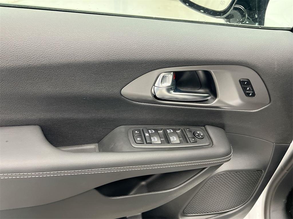 new 2026 Chrysler Pacifica car, priced at $43,118