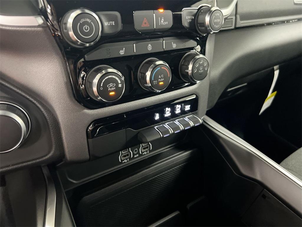 new 2025 Ram 1500 car, priced at $46,593