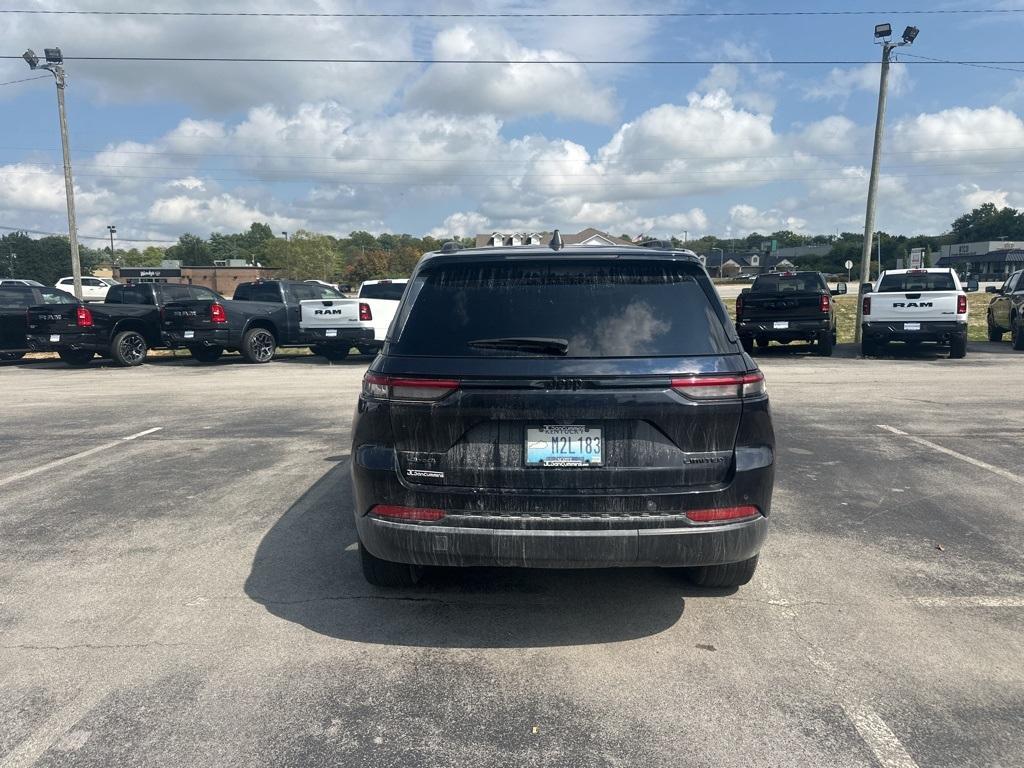 used 2024 Jeep Grand Cherokee car, priced at $36,987