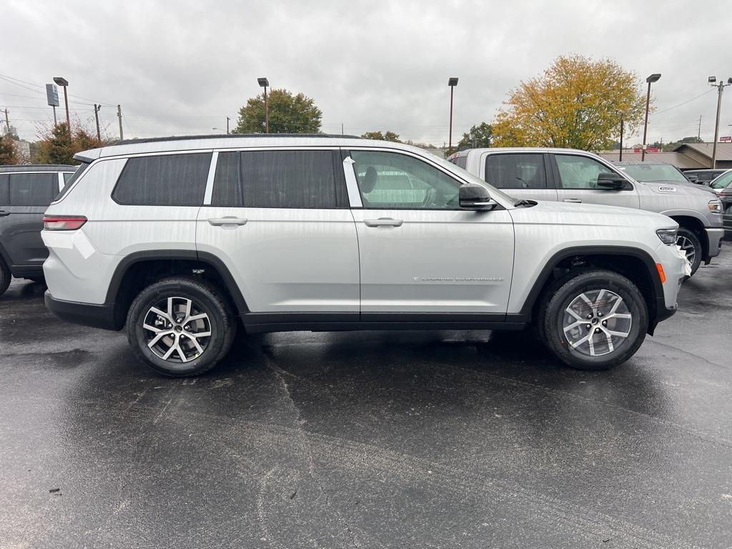 new 2025 Jeep Grand Cherokee L car, priced at $39,742