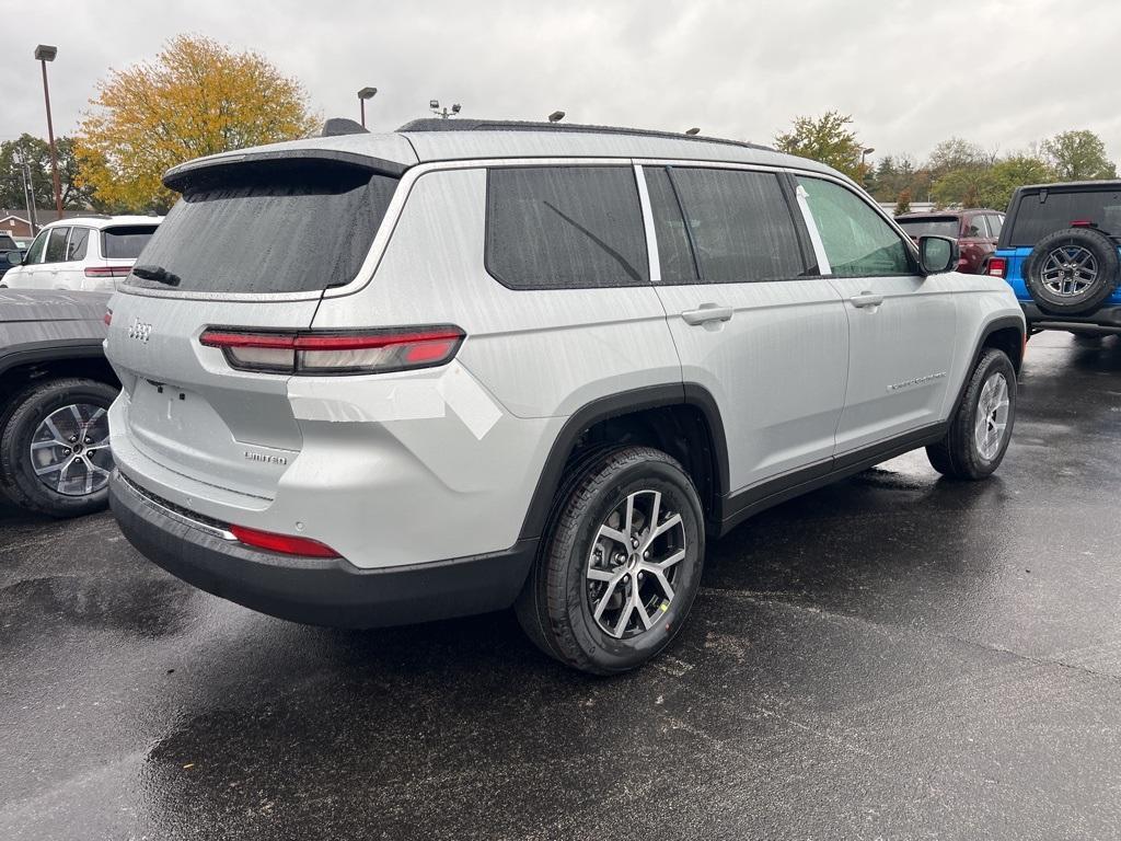new 2025 Jeep Grand Cherokee L car, priced at $39,742