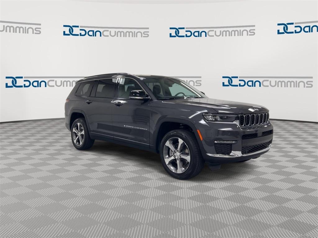 new 2025 Jeep Grand Cherokee L car, priced at $48,011