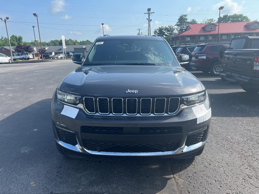 new 2025 Jeep Grand Cherokee L car, priced at $50,082