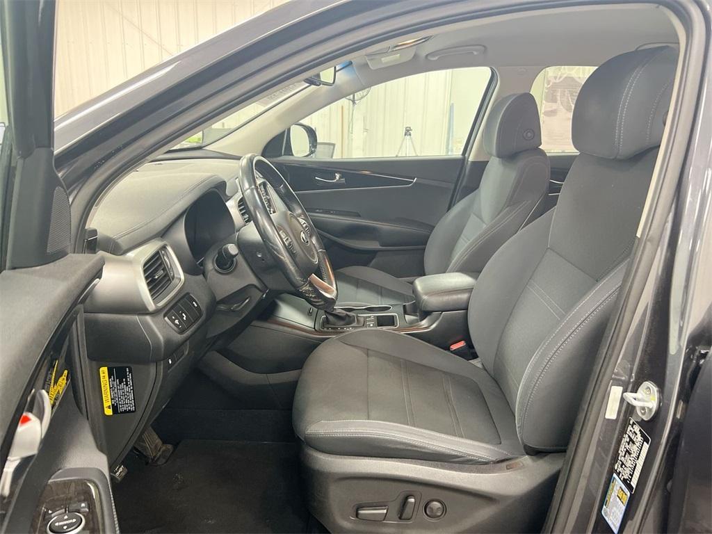 used 2017 Kia Sorento car, priced at $15,987