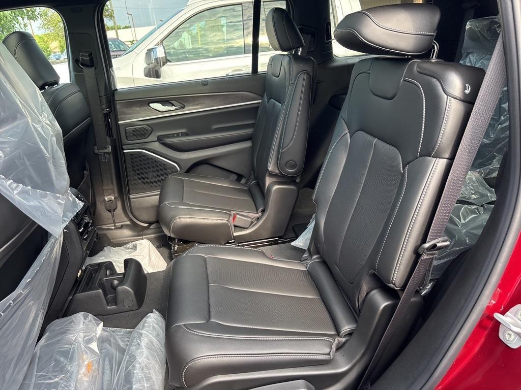 new 2025 Jeep Grand Cherokee L car, priced at $52,400