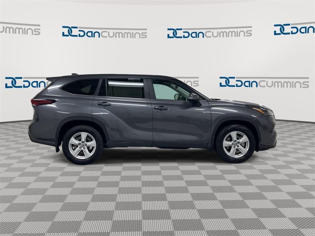 used 2024 Toyota Highlander car, priced at $36,987