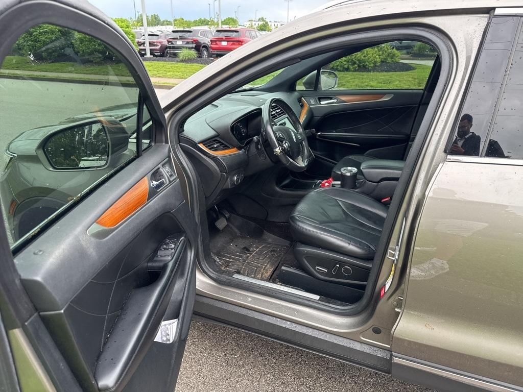 used 2017 Lincoln MKC car