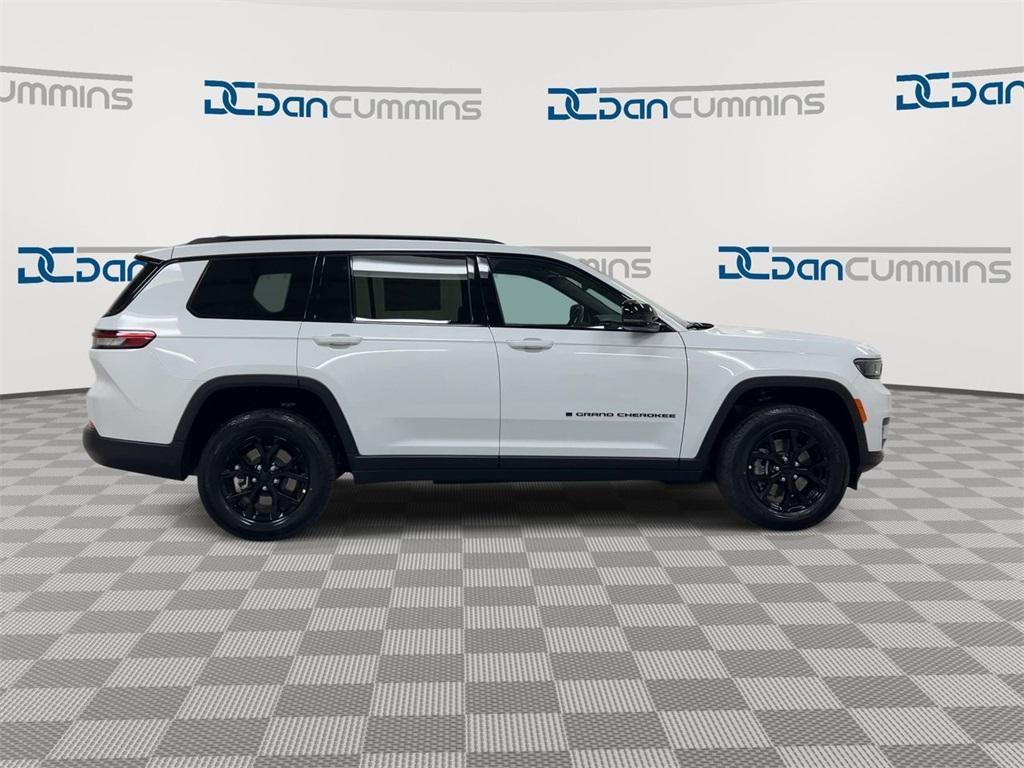 new 2025 Jeep Grand Cherokee L car, priced at $42,433