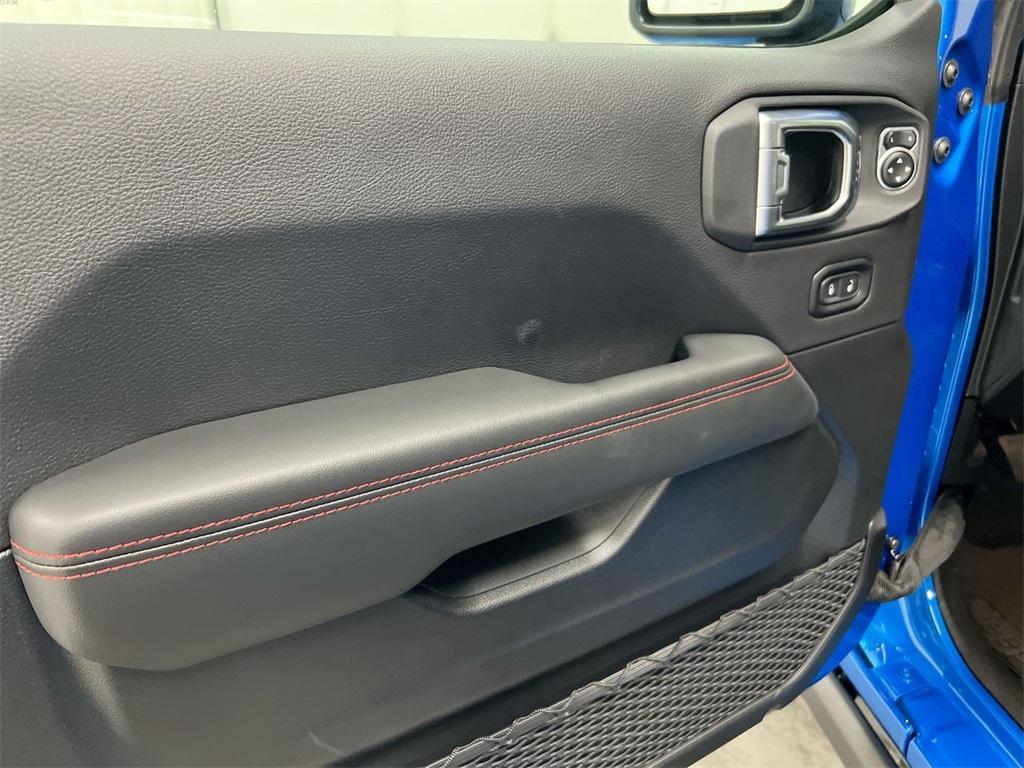 new 2025 Jeep Gladiator car, priced at $47,262