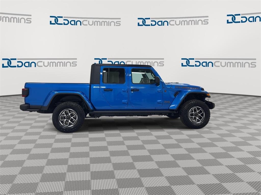 new 2025 Jeep Gladiator car, priced at $47,262