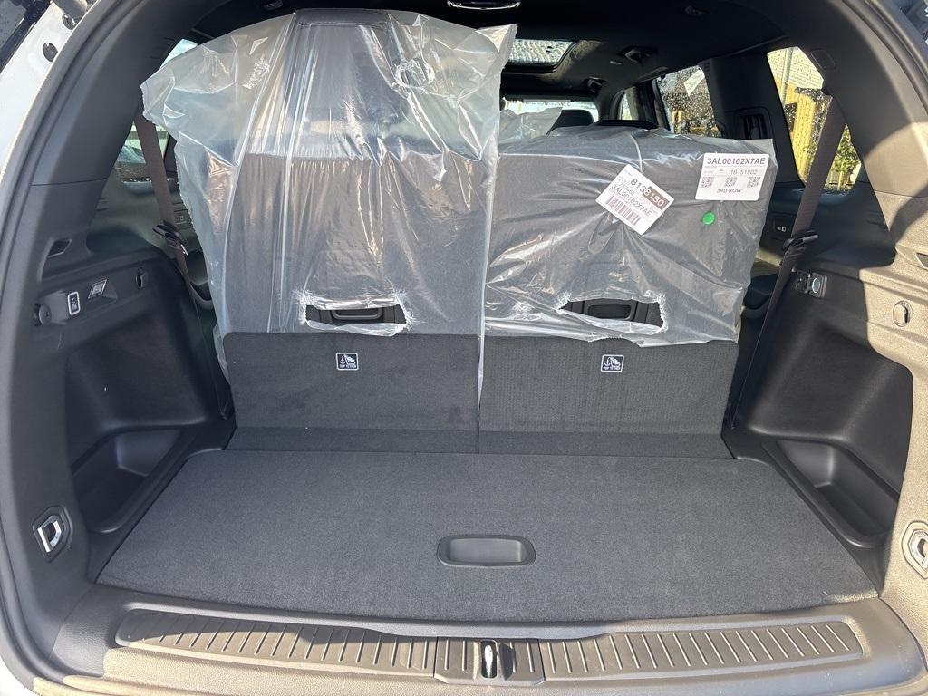 new 2025 Jeep Grand Cherokee L car, priced at $44,012