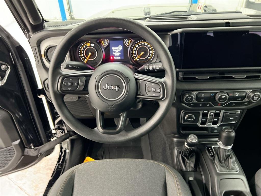 new 2025 Jeep Wrangler car, priced at $42,848