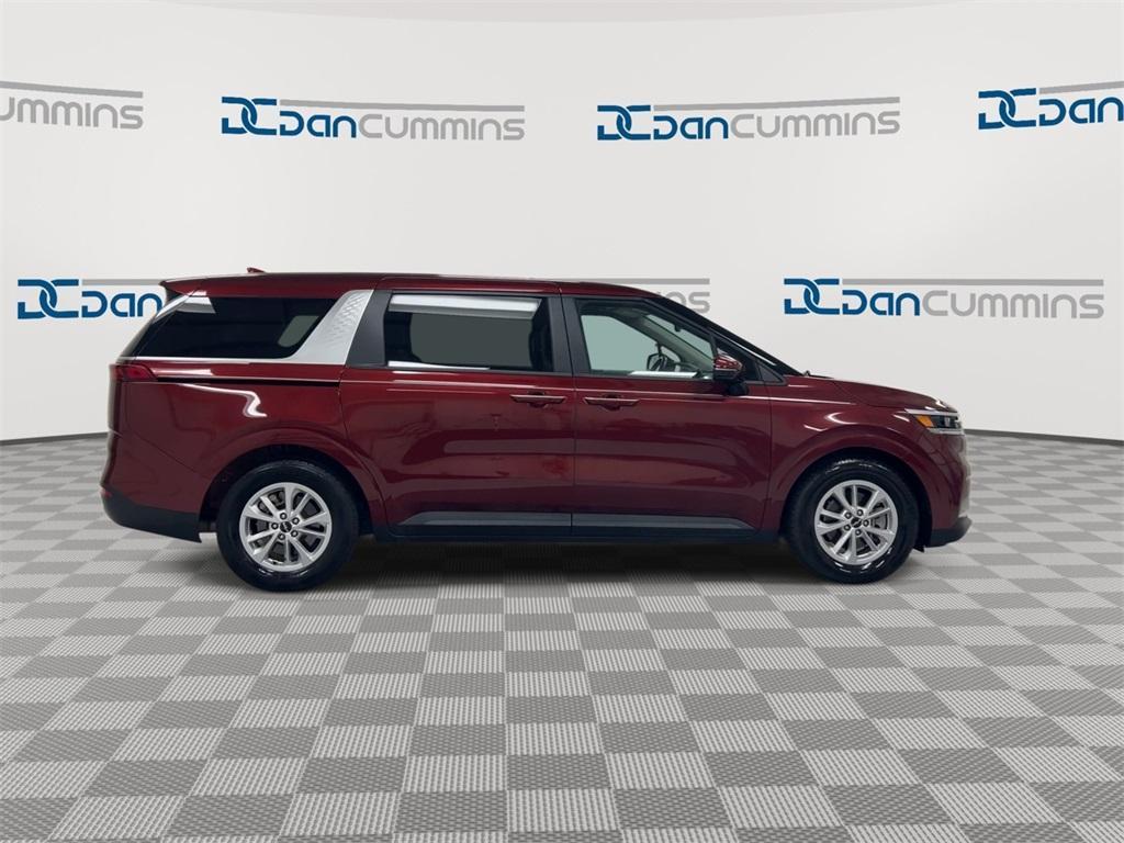 used 2024 Kia Carnival car, priced at $29,587