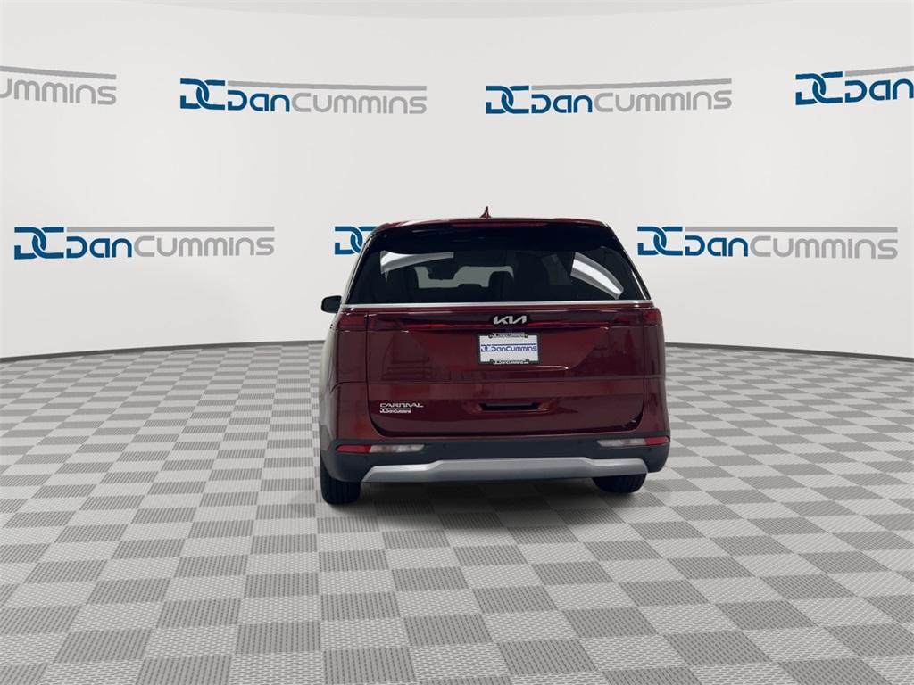 used 2024 Kia Carnival car, priced at $29,587