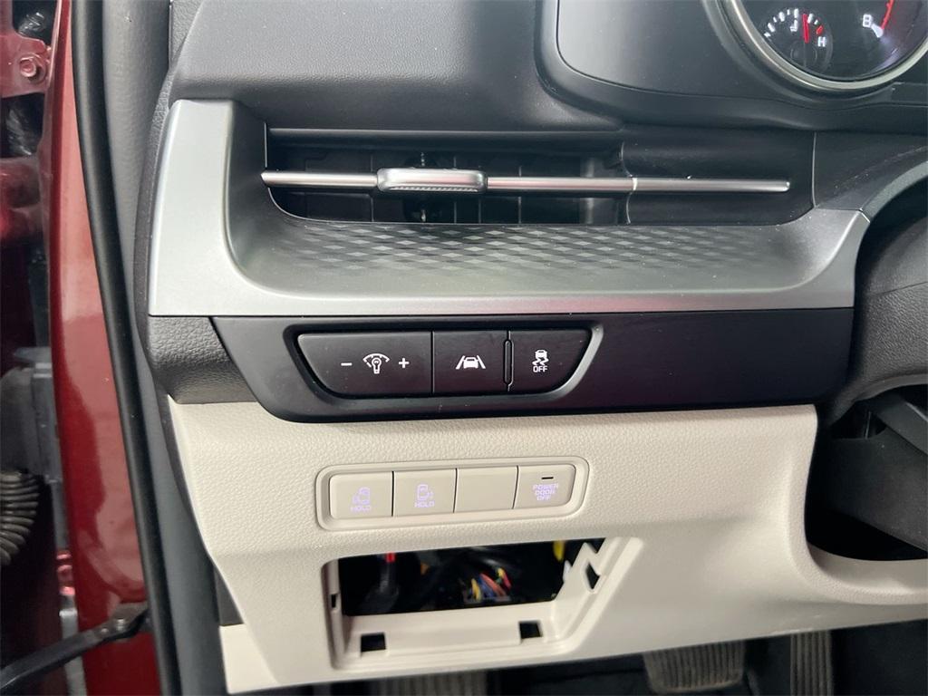 used 2024 Kia Carnival car, priced at $29,587