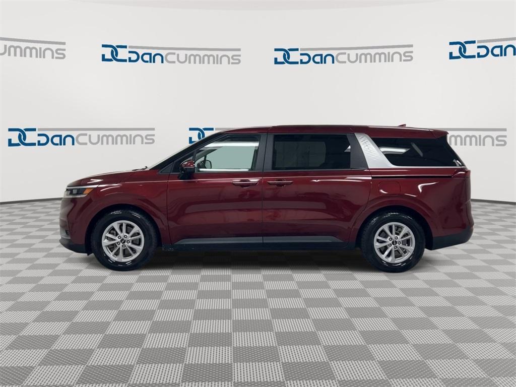 used 2024 Kia Carnival car, priced at $29,587