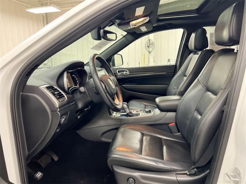 used 2019 Jeep Grand Cherokee car, priced at $21,987