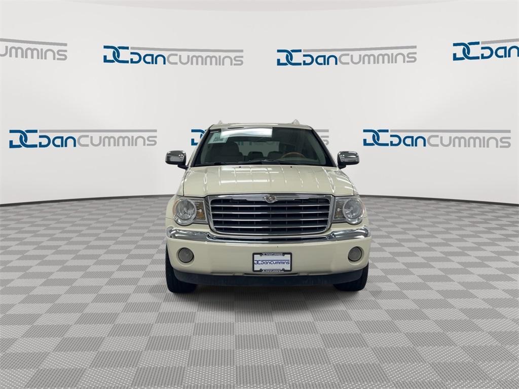 used 2007 Chrysler Aspen car, priced at $3,900