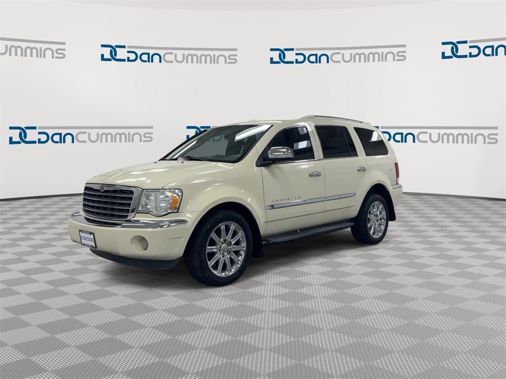 used 2007 Chrysler Aspen car, priced at $3,900