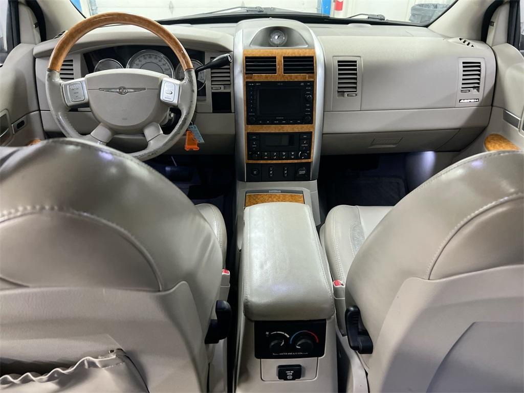 used 2007 Chrysler Aspen car, priced at $3,900