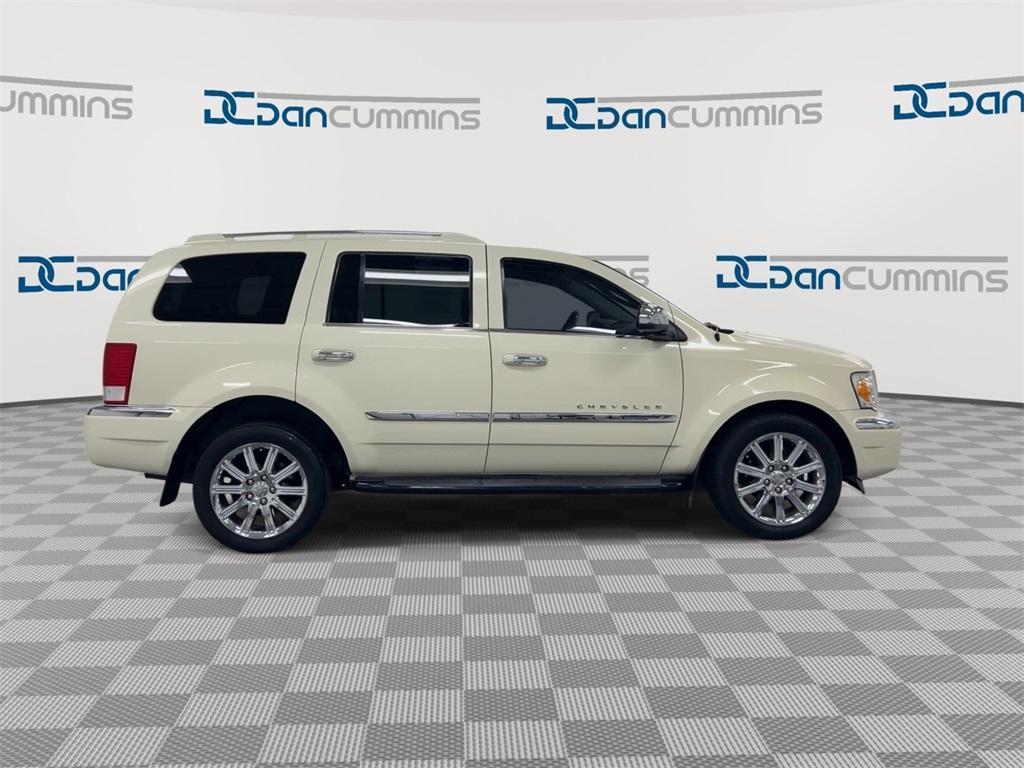 used 2007 Chrysler Aspen car, priced at $3,900