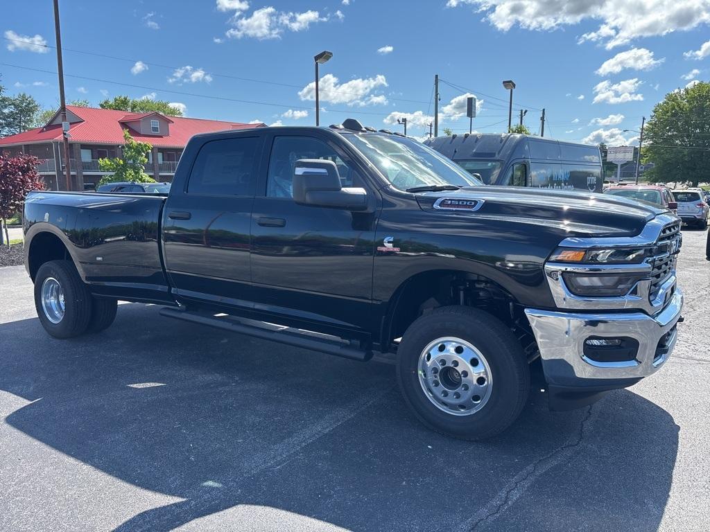 new 2025 Ram 3500 car, priced at $73,735