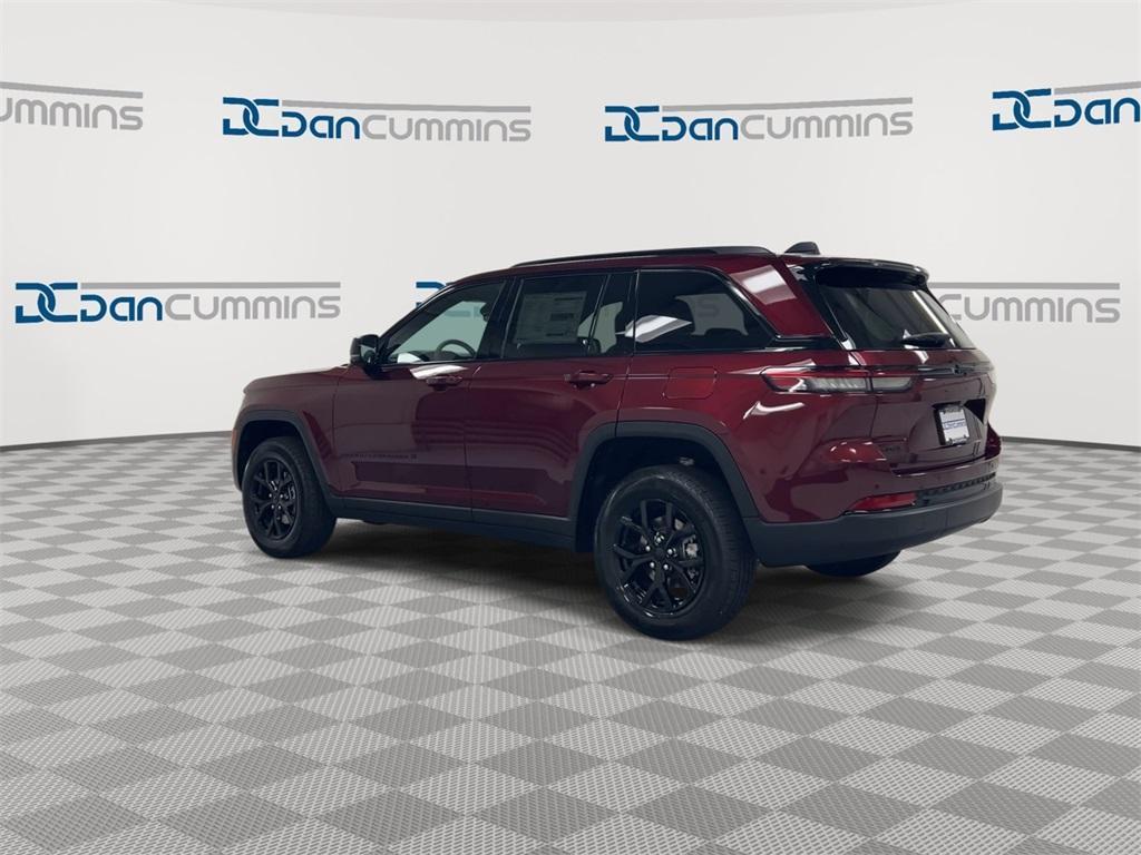 new 2025 Jeep Grand Cherokee car, priced at $41,271