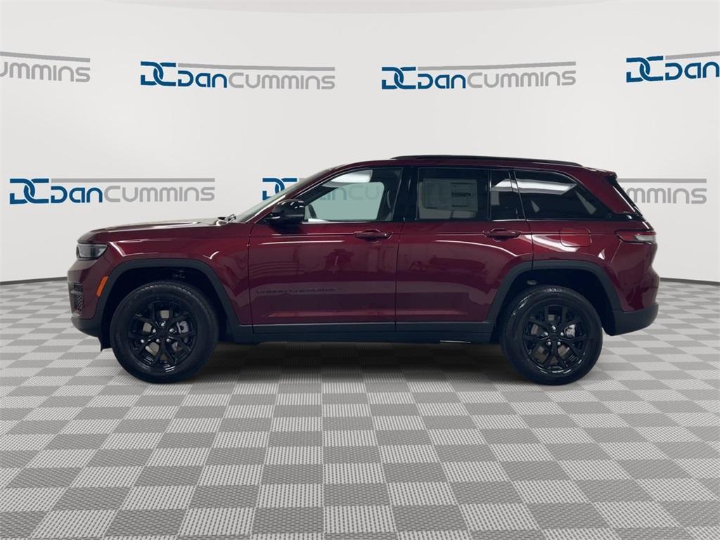 new 2025 Jeep Grand Cherokee car, priced at $41,271