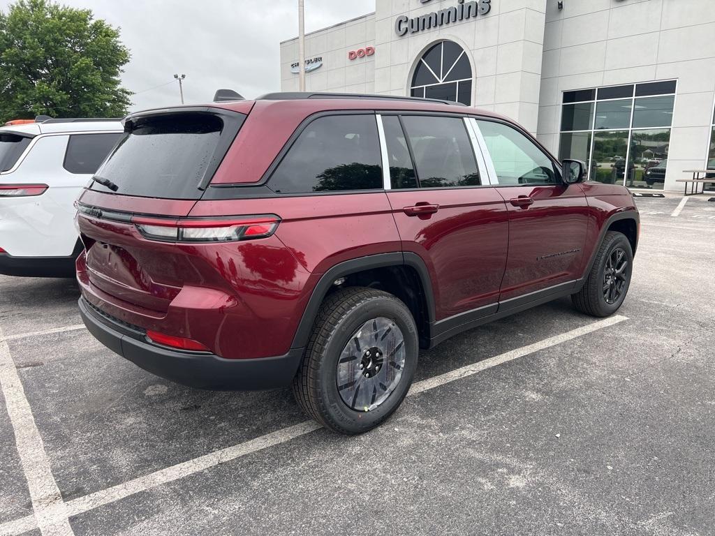 new 2025 Jeep Grand Cherokee car, priced at $42,602