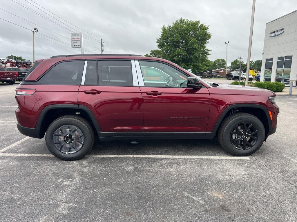 new 2025 Jeep Grand Cherokee car, priced at $42,602
