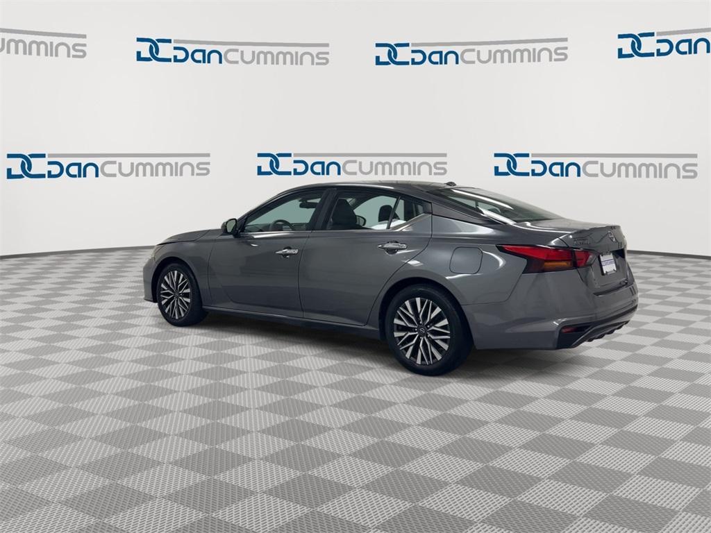 used 2023 Nissan Altima car, priced at $17,987