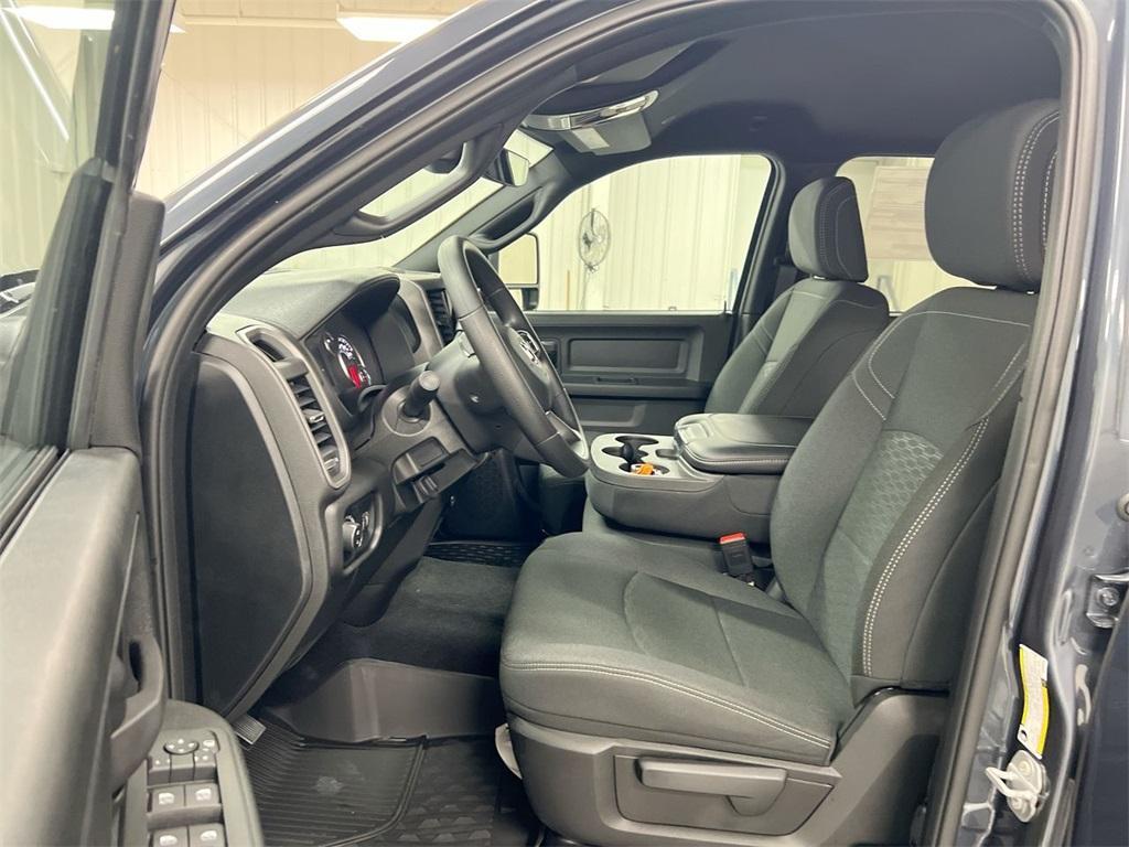new 2025 Ram 2500 car, priced at $59,992