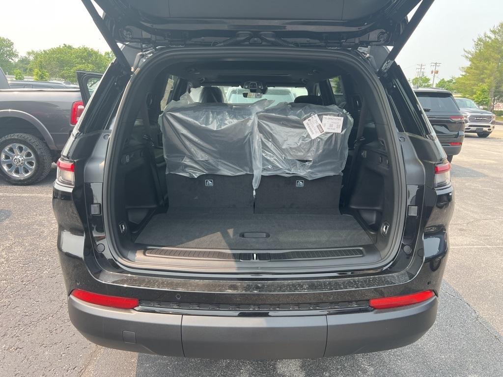 new 2025 Jeep Grand Cherokee L car, priced at $43,615