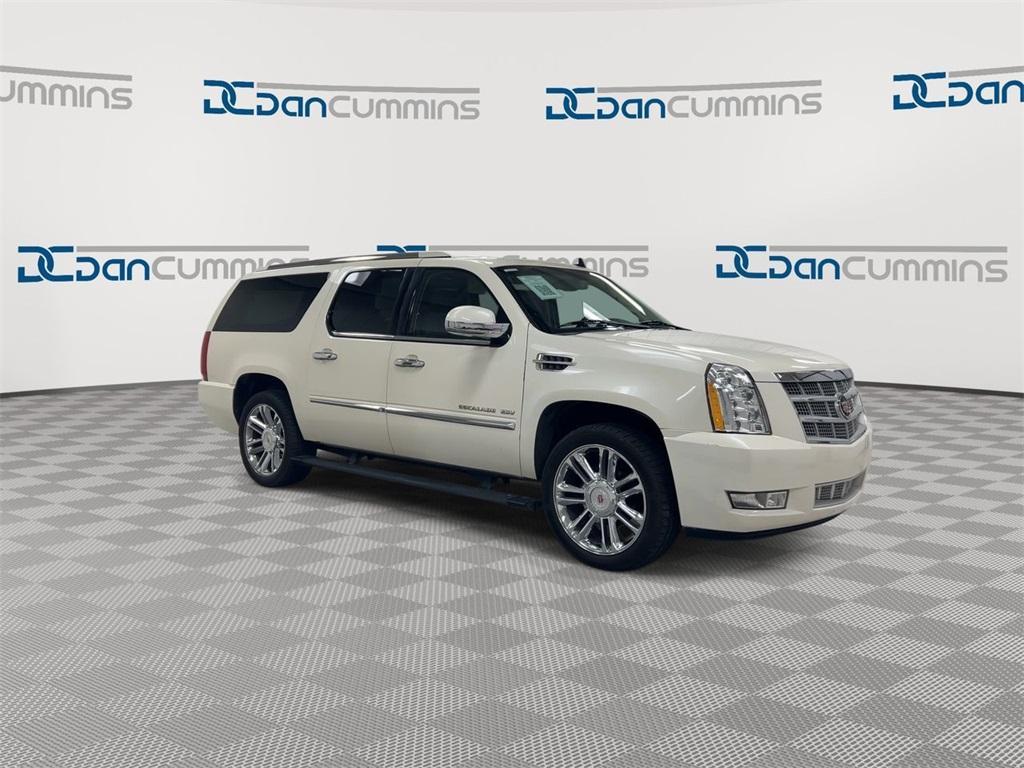 used 2013 Cadillac Escalade ESV car, priced at $10,500