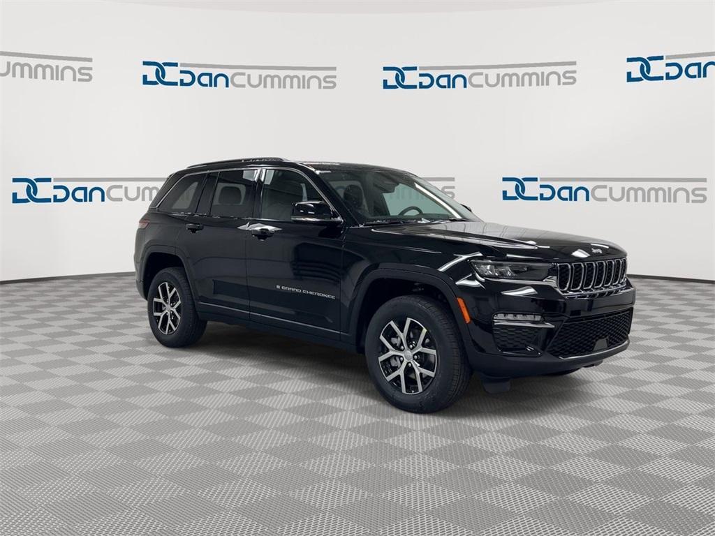 new 2025 Jeep Grand Cherokee car, priced at $47,901