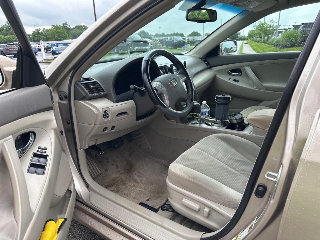 used 2009 Toyota Camry Hybrid car, priced at $3,500