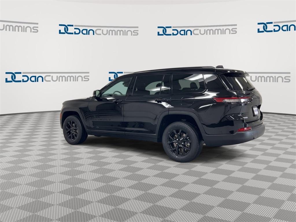 used 2024 Jeep Grand Cherokee L car, priced at $28,587