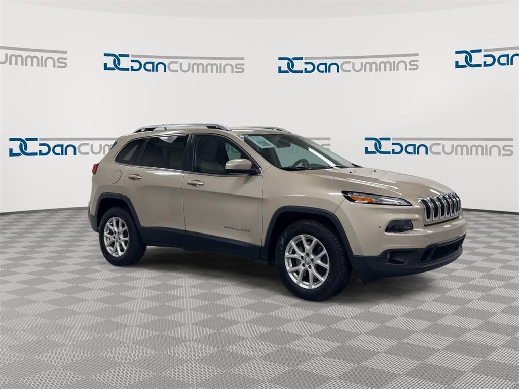 used 2015 Jeep Cherokee car, priced at $7,900