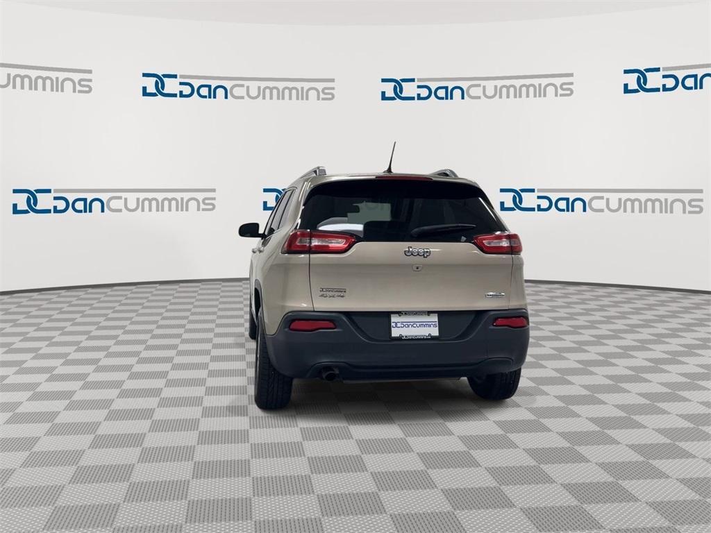 used 2015 Jeep Cherokee car, priced at $7,900