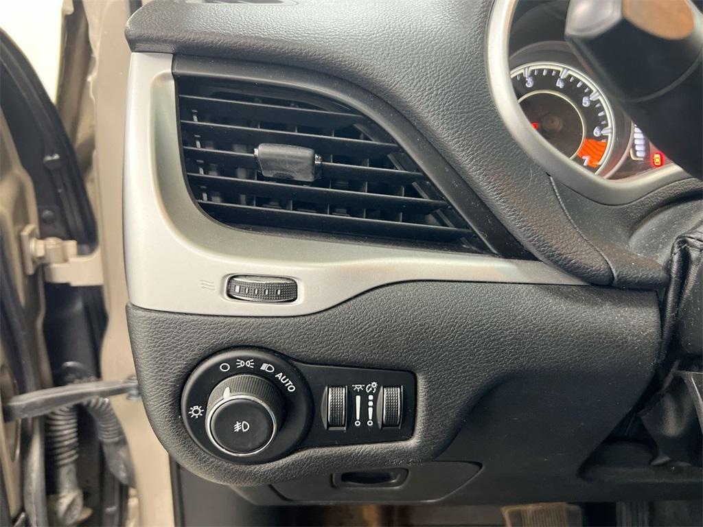 used 2015 Jeep Cherokee car, priced at $7,900