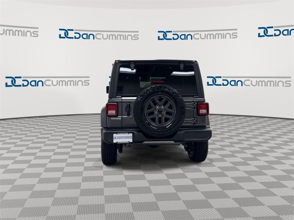 new 2026 Jeep Wrangler car, priced at $47,232