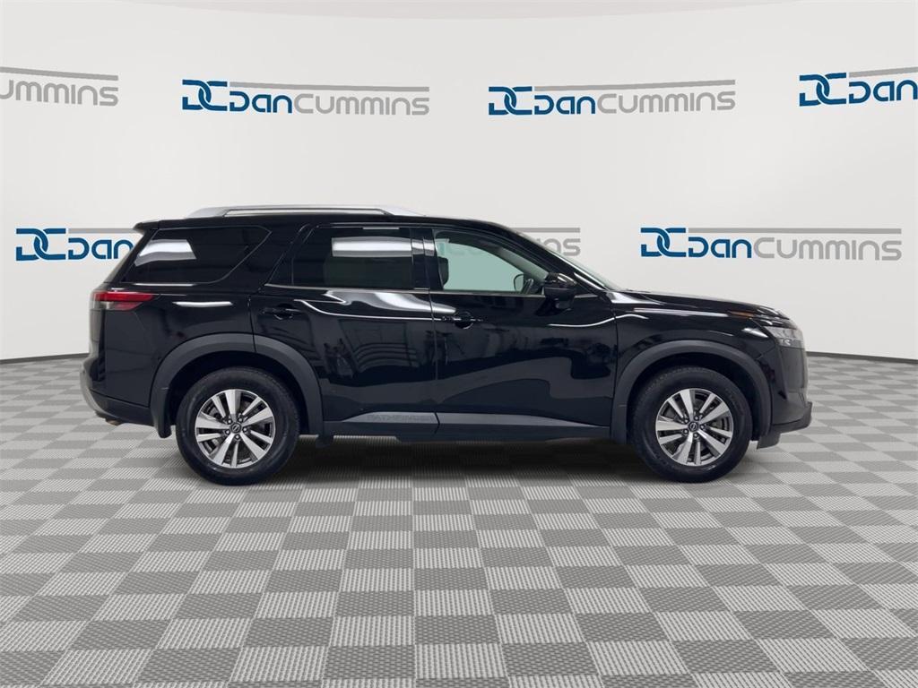 used 2022 Nissan Pathfinder car, priced at $27,987