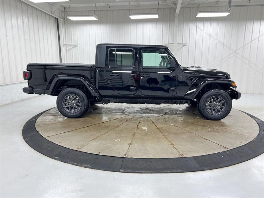 new 2024 Jeep Gladiator car, priced at $51,173