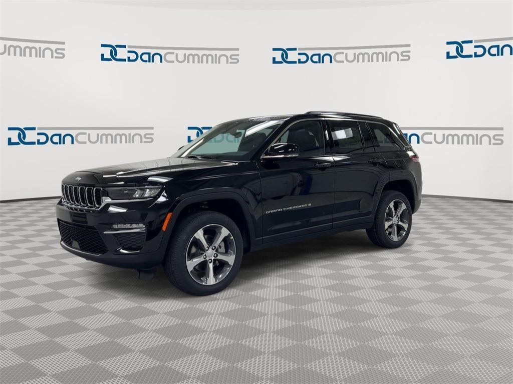 new 2025 Jeep Grand Cherokee car, priced at $50,264