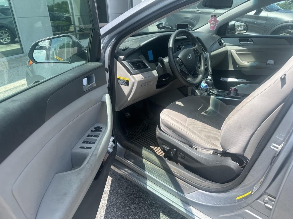 used 2015 Hyundai Sonata car, priced at $5,900
